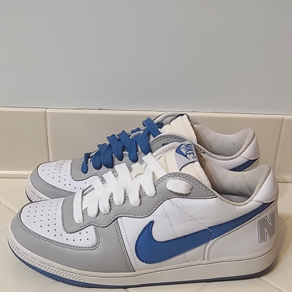 Rare Vintage 2004 Nike Terminator Low Women's Size 10/ Men's Size 8